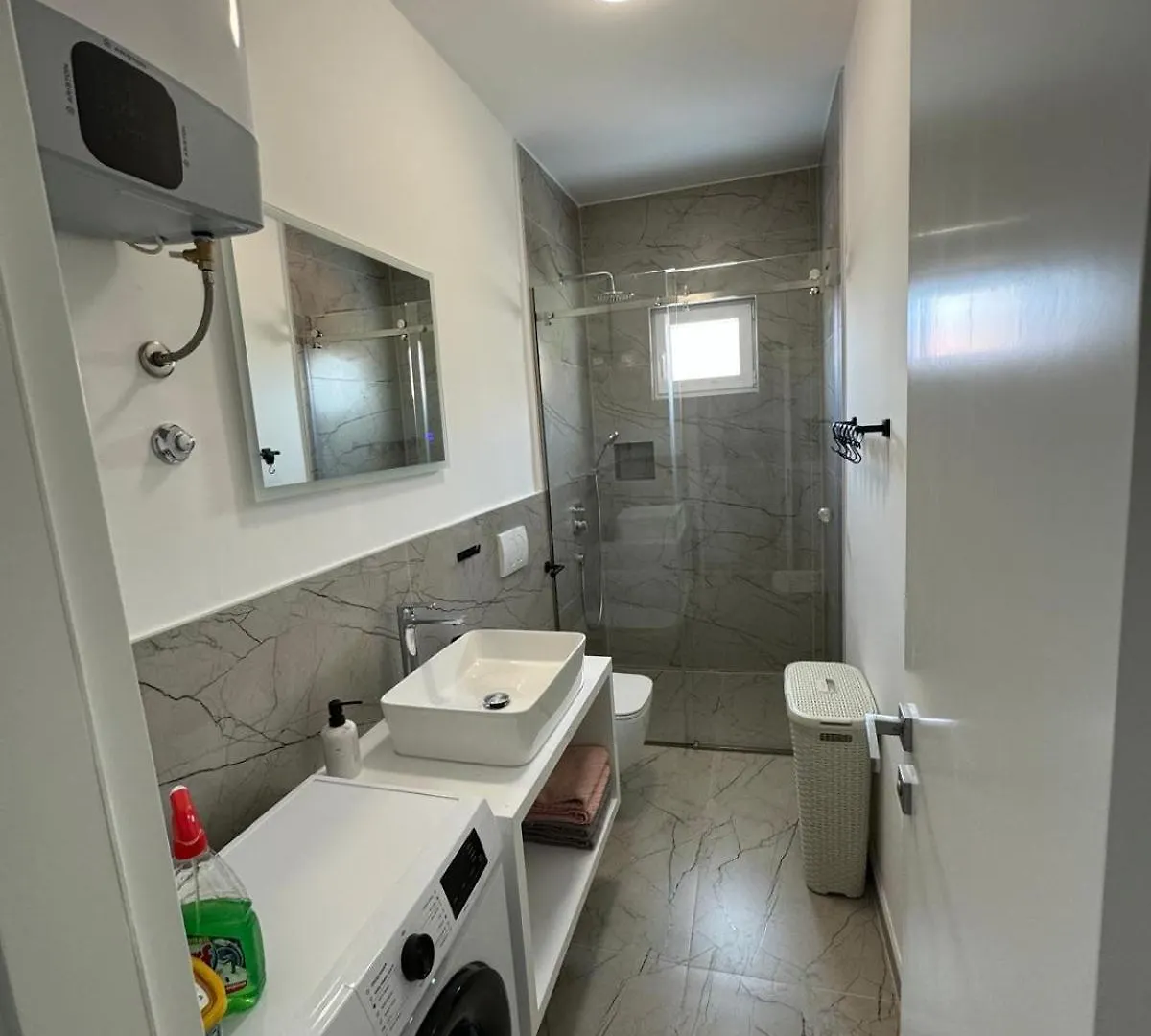 Apartmani Galeb Bibinje 0*,  Croatia