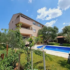 Neja Apartment