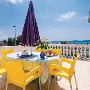 Vera Apartment